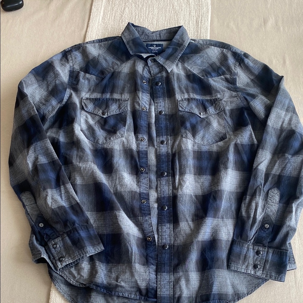 American Eagle Outfitters Blue and Gray Casual Button Down Shirt